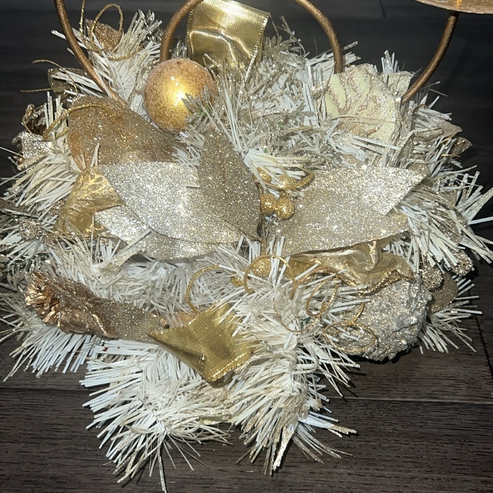 Gold Holiday three tier candle holder with glitter and ribbon - Picture 5 of 10